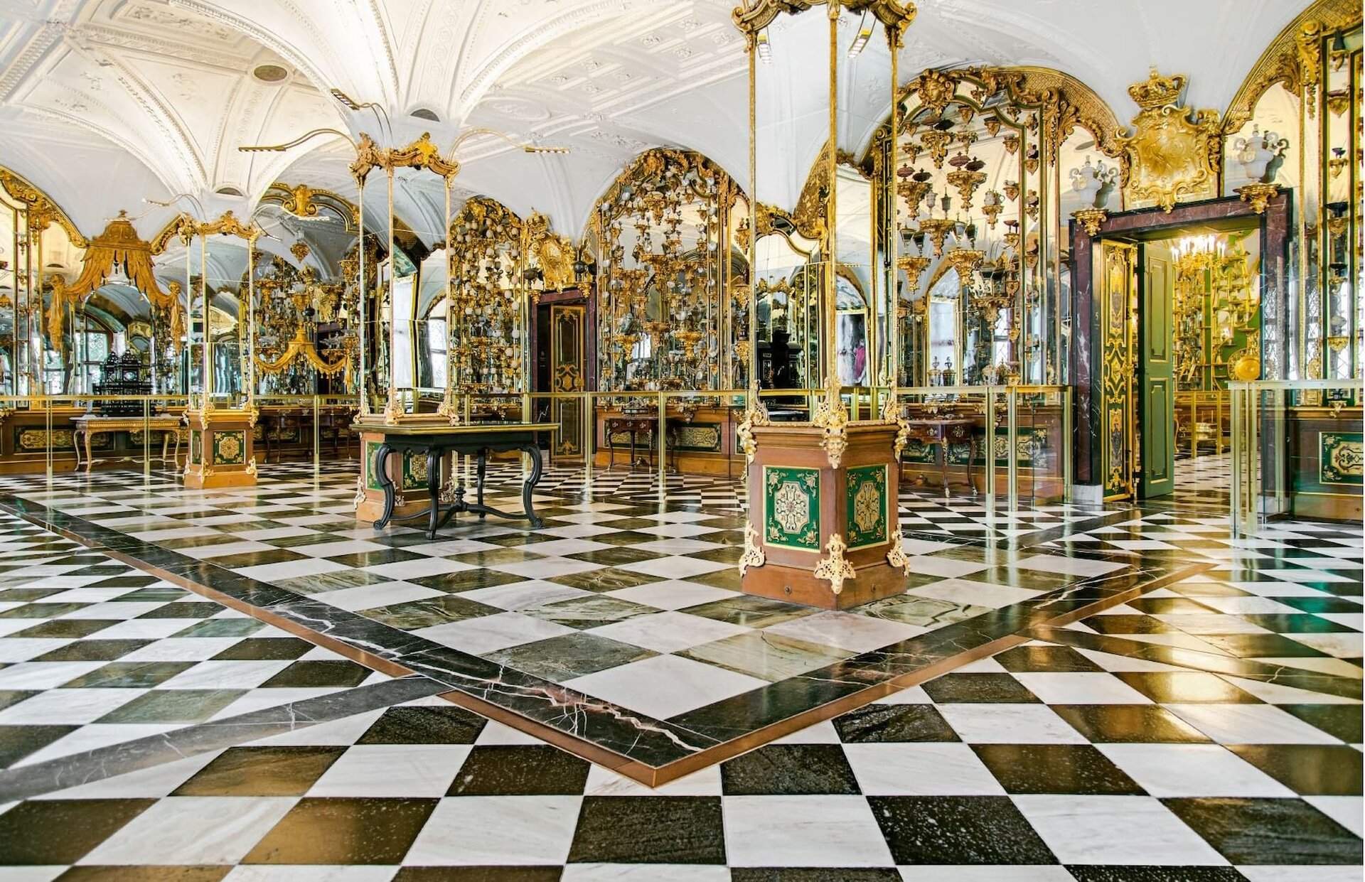 Pretiosensaal im Historischen Grünen Gewölbe des Residenzschlosses